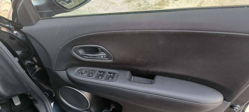 honda-vezel-2019-z-sensing-fresh-2024-import-big-8