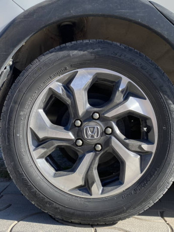 honda-brv-2018-total-orignal-front-door-left-door-have-some-touchups-big-6