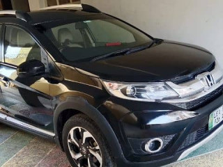 honda-br-v-s-2017-full-option