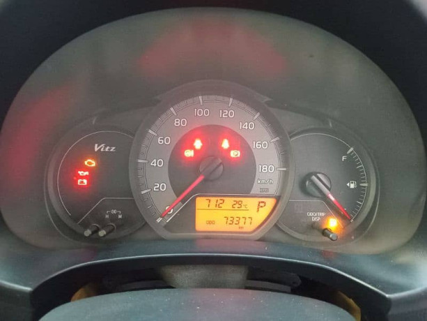toyota-vitz-2015-model-2016-import-2016-registered-big-5