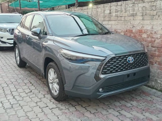 toyota-corolla-cross-hev-2025-new-zero-meter