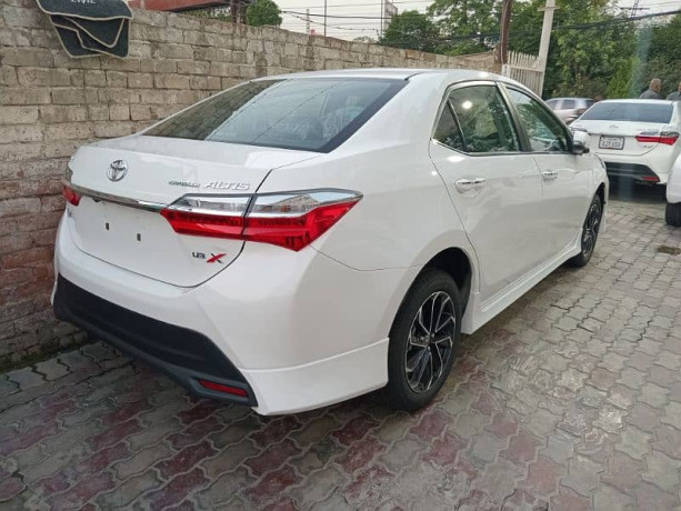 toyota-corolla-altis-grande-2025-new-zero-meter-big-2