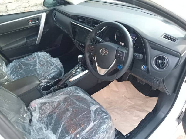 toyota-corolla-altis-grande-2025-new-zero-meter-big-3