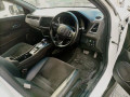 honda-vezel-2016-rs-small-5