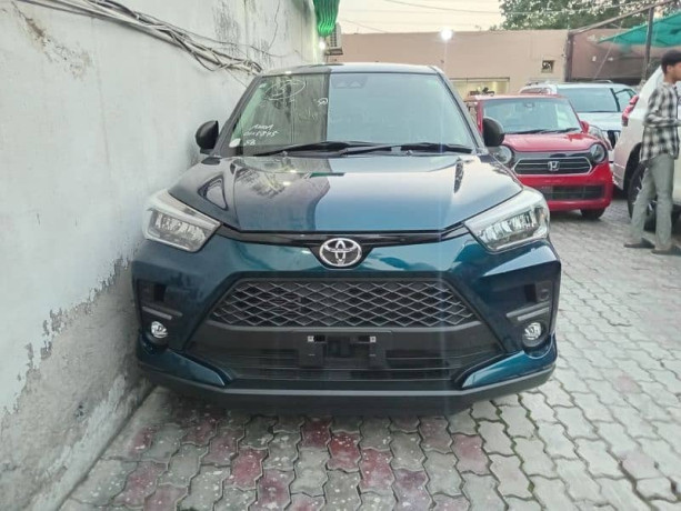toyota-raize-2021-model-2025-fresh-import-45-grade-auction-sheet-big-0