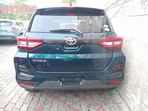 toyota-raize-2021-model-2025-fresh-import-45-grade-auction-sheet-big-2