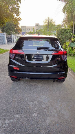 honda-vezel-rs-big-6