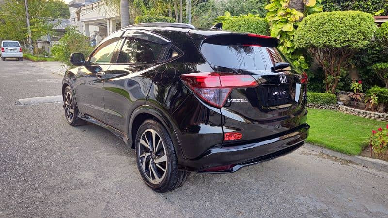honda-vezel-rs-big-4