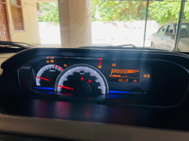 suzuki-mr-wagon-x-selection-big-2