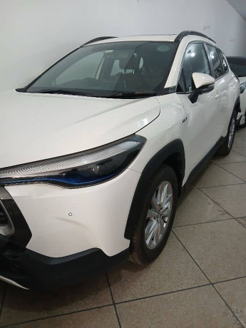 toyota-corolla-cross-hev-x-2024-big-0