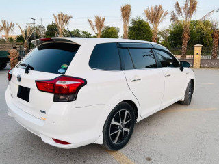 toyota-corolla-axio-hybrid-15-2018-corolla-axio-2018