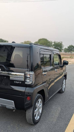 daihatsu-taft-g-chrome-venture-model-20222025-big-8