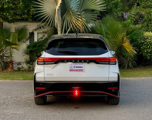 nissan-note-aura-nismo-edition-20212024-big-11