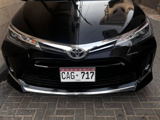 toyota-corolla-altis-grande-x-cvt-i-18-black-interior