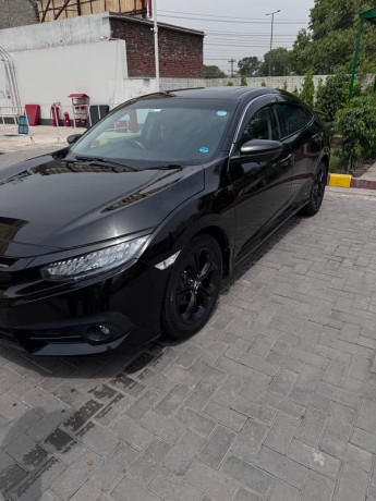 honda-civic-turbo-15-2020-big-2