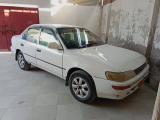 toyota-corolla-xe-1999