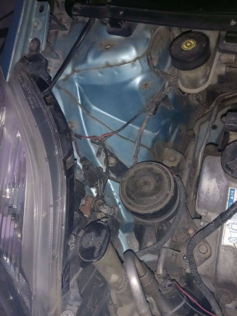 toyota-vitz-2007-big-13