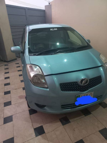 toyota-vitz-2007-big-1