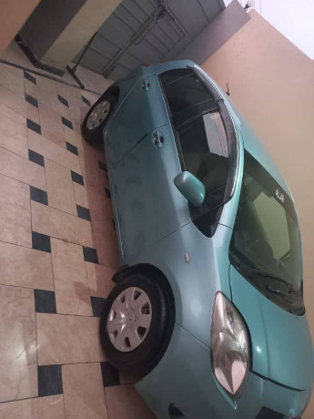 toyota-vitz-2007-big-0