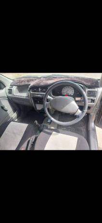suzuki-alto-2012-big-8