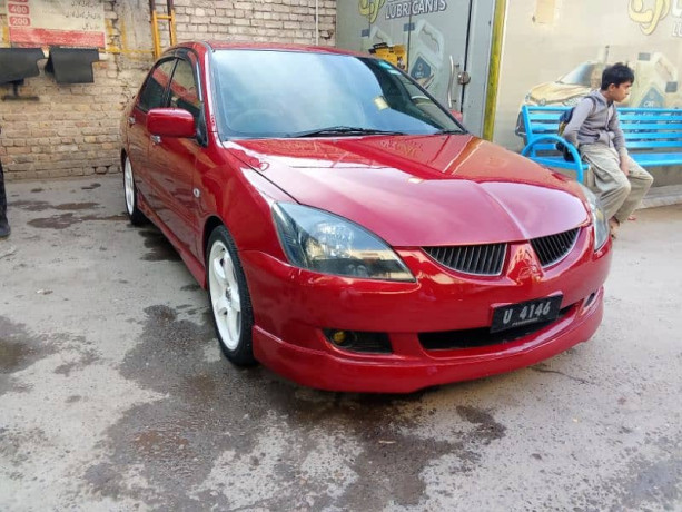 mitsubishi-lancer-2005-big-18