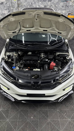 honda-city-aspire-15l-aspire-cvt-big-16