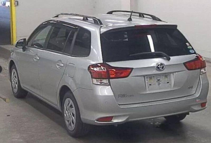 toyota-corolla-fielder-2020-model-24-import-big-2