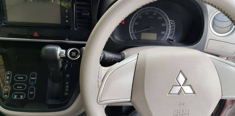 mitsubishi-ek-space-20152018-big-8