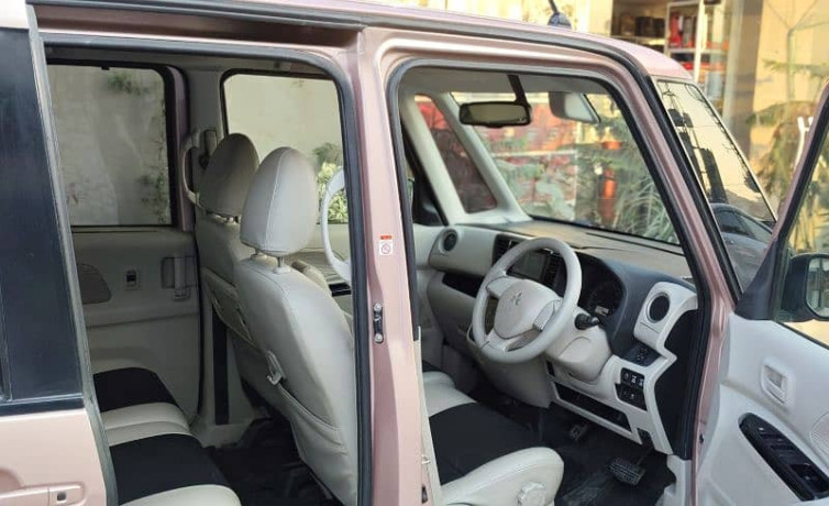 mitsubishi-ek-space-20152018-big-4