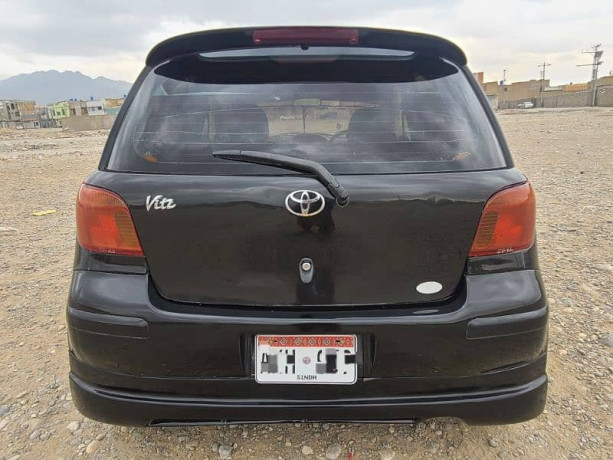 vitz-2002-1000cc-big-3