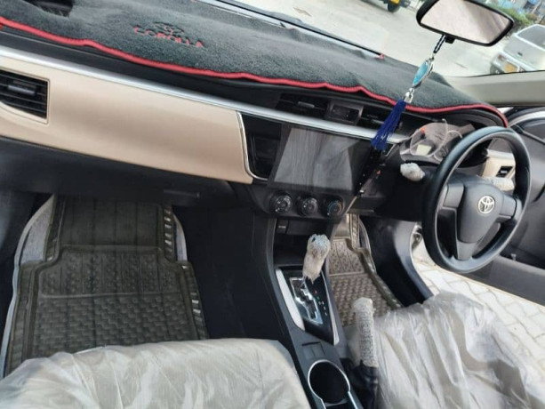 toyota-corolla-gli-2016-automatic-big-2