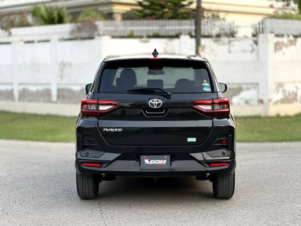 toyota-raize-z-package-20202025-big-9