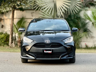 toyota-yaris-g-led-35-grade-202125