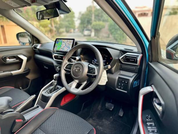 toyota-raize-z-package-4-grade-verifiable-20202025-big-8