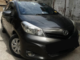 toyota-vitz