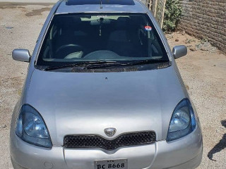toyota-vitz-1999