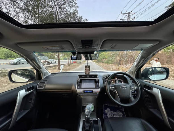 toyota-prado-txl-20202025-import-45-grade-verifiable-auction-sheet-big-7
