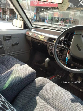 suzuki-mehran-vxr-2008-big-8
