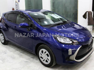 toyota-aqua-g-model-2022-4-grade-auction