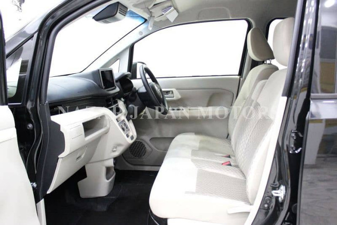 daihatsu-move-l-sa3-fresh-import-model-2022-big-12