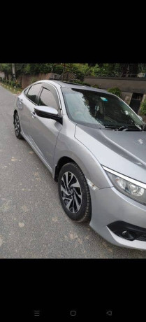 honda-civic-oriel-2017-i-vtec-big-2