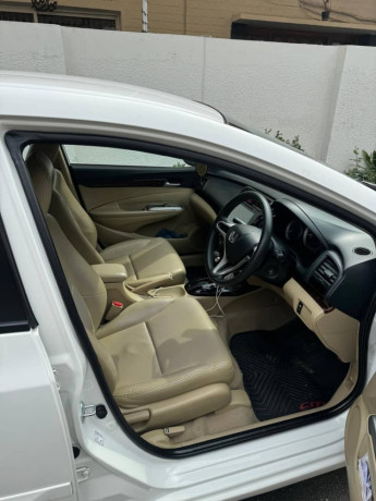 honda-city-15l-aspire-cvt-2021-big-4