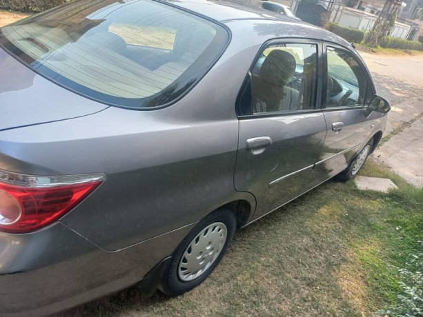 honda-city-idsi-2007-manual-transmission-big-3