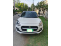 suzuki-swift-2022-glx-cvt-small-0