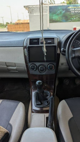 toyota-corolla-xli-2014-big-10