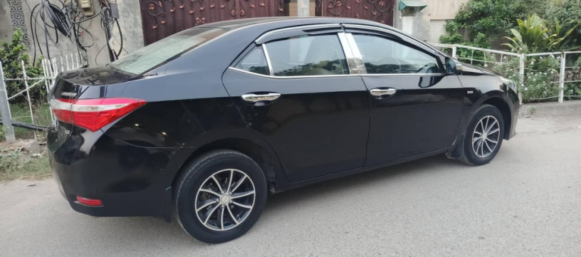toyota-corolla-xli-convert-gli-2015-almost-geniun-big-11