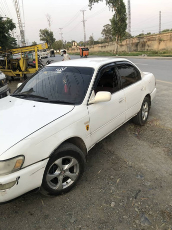 toyota-2od-converted-to-xe-saloon-big-6