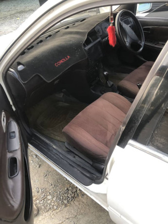 toyota-2od-converted-to-xe-saloon-big-5