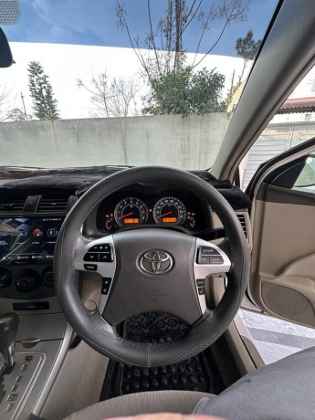toyota-corolla-axio-200713-big-3
