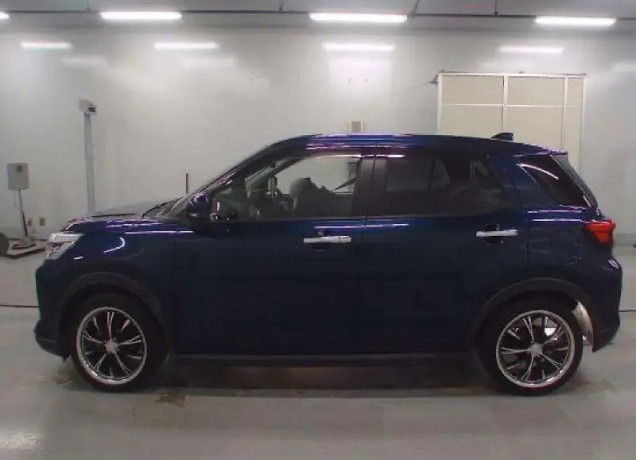 toyota-raize-20192025-big-3